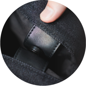 Light of Dawn Sake Bag Black Denim magnetic closure detail photo at Grandmama Store in Hong Kong.